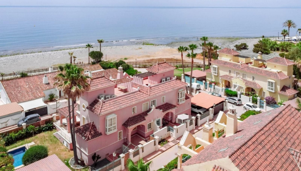 Villa – Chalet — Marbella