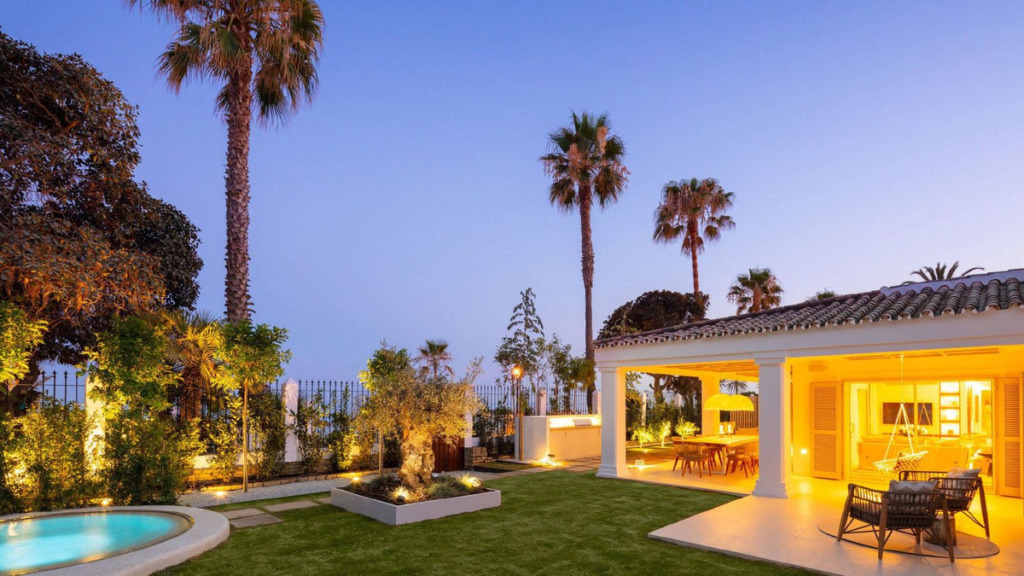 Villa – Chalet — The Golden Mile