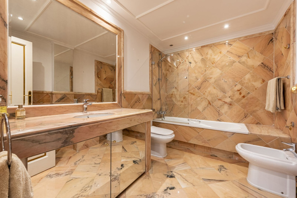 Apartamento Planta Media — The Golden Mile