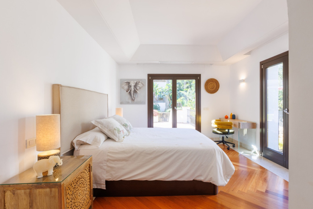 Detached Villa — Guadalmina Baja
