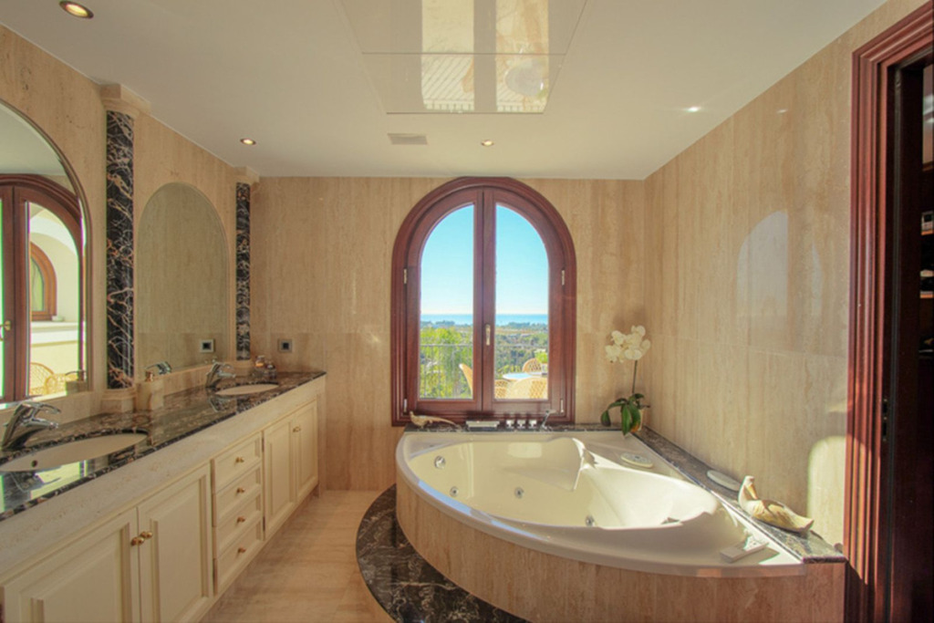 Detached Villa — Los Flamingos