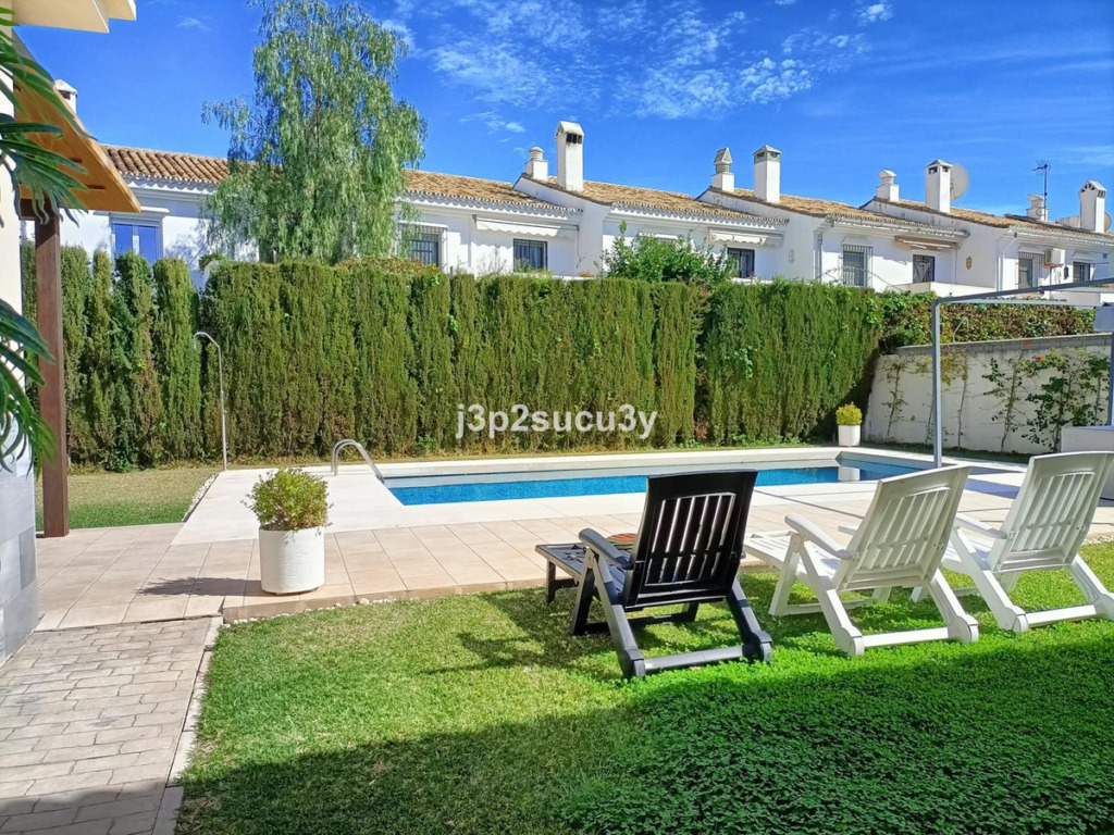Detached Villa — Cortijo Blanco