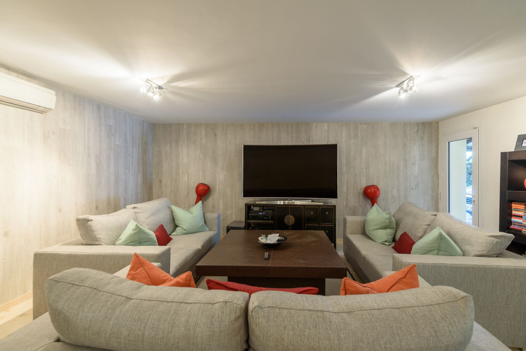 Villa – Chalet — Los Monteros