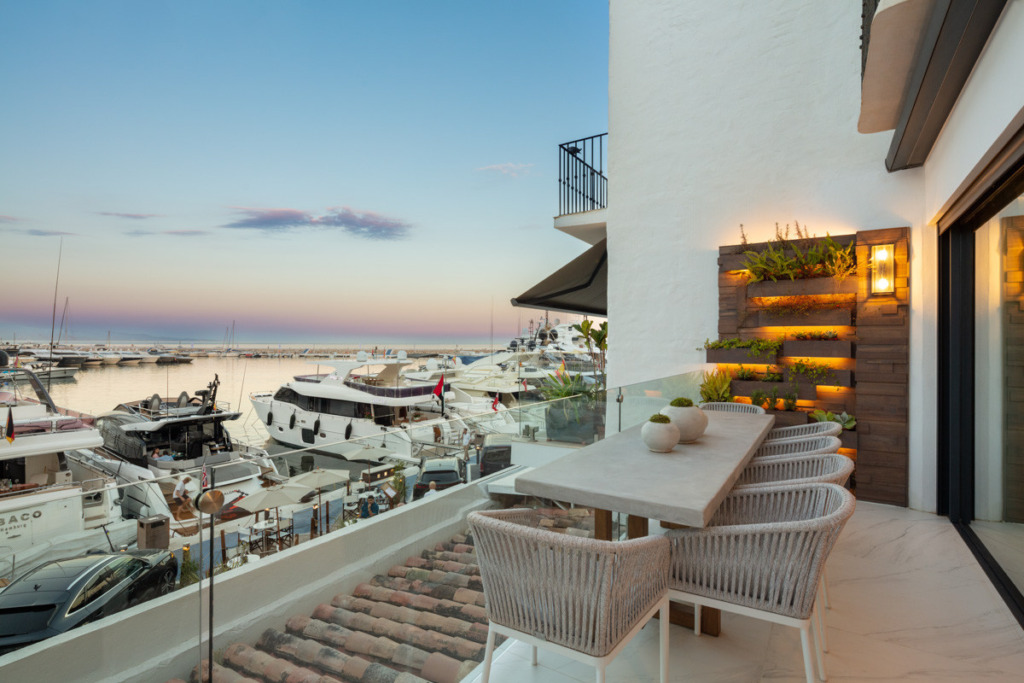 Apartamento Planta Media — Puerto Banús