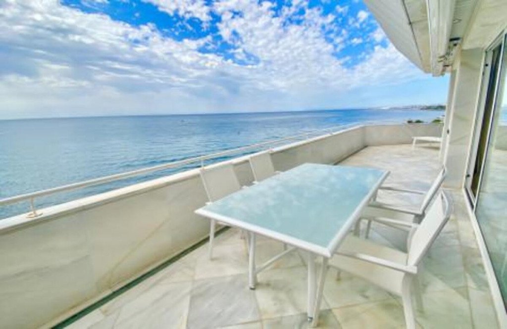Apartamento Planta Media — Marbella