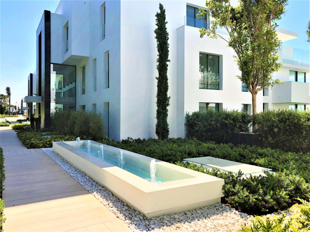 Apartamento Planta Media — Estepona