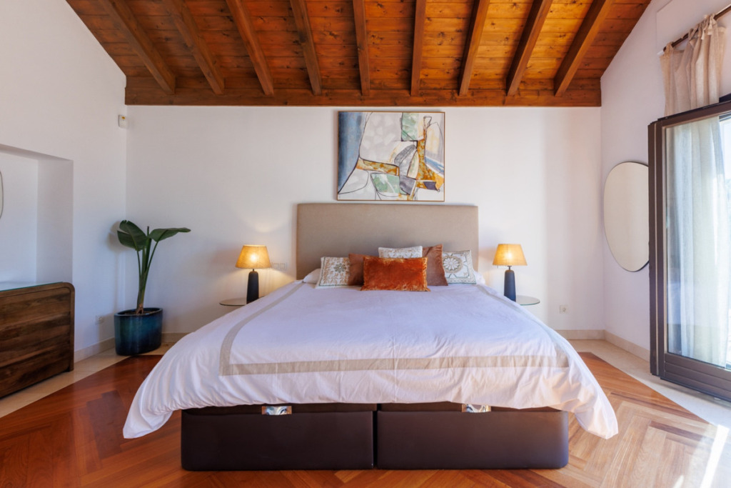 Villa – Chalet — Guadalmina Baja