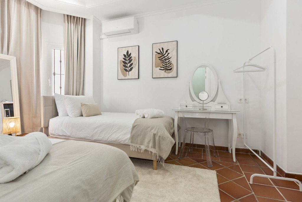 Villa – Chalet — Las Chapas