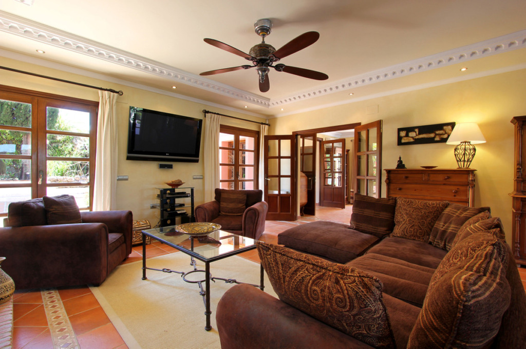 Detached Villa — El Madroñal