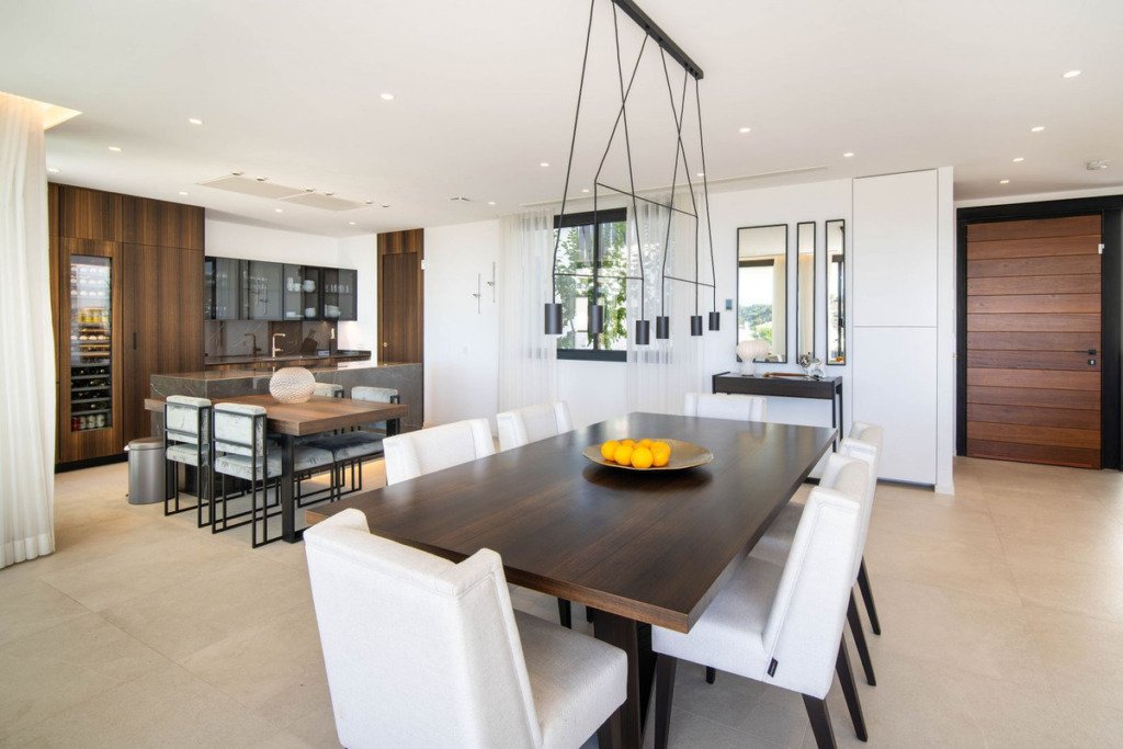 Villa – Chalet — Nueva Andalucía