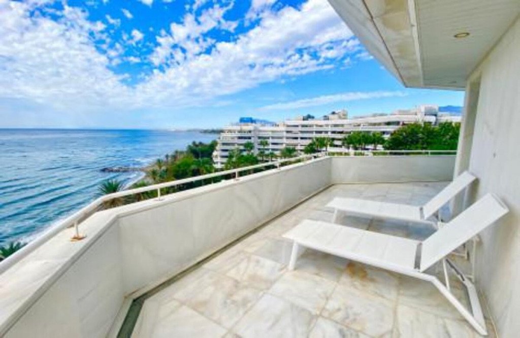 Apartamento Planta Media — Marbella