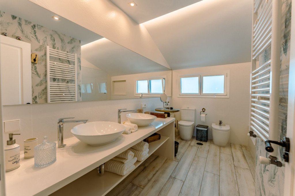 Villa – Chalet — Guadalmina Baja