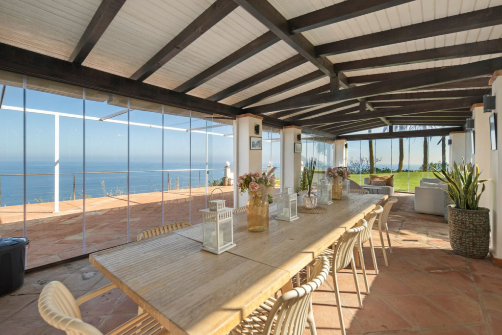 Detached Villa — Manilva