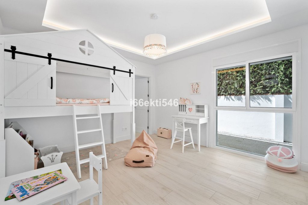 Detached Villa — Cortijo Blanco