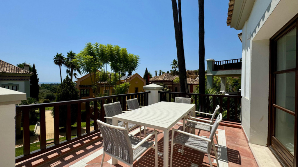 Villa – Chalet — The Golden Mile