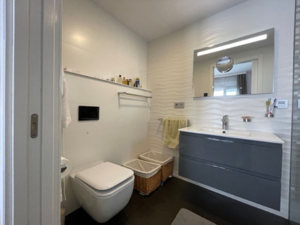 Apartamento Planta Media — Puerto Banús