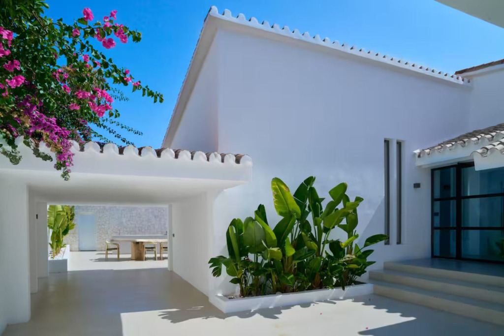 Villa – Chalet — Cortijo Blanco