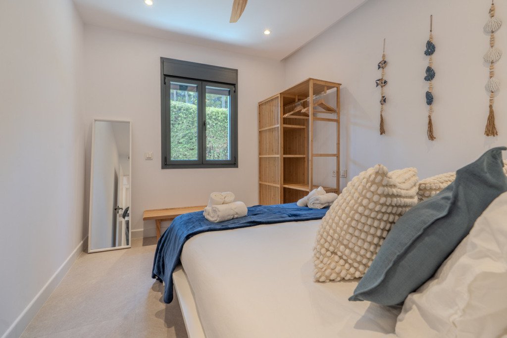 Detached Villa — Nueva Andalucía