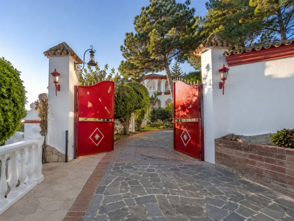 Villa – Chalet — Hacienda Las Chapas