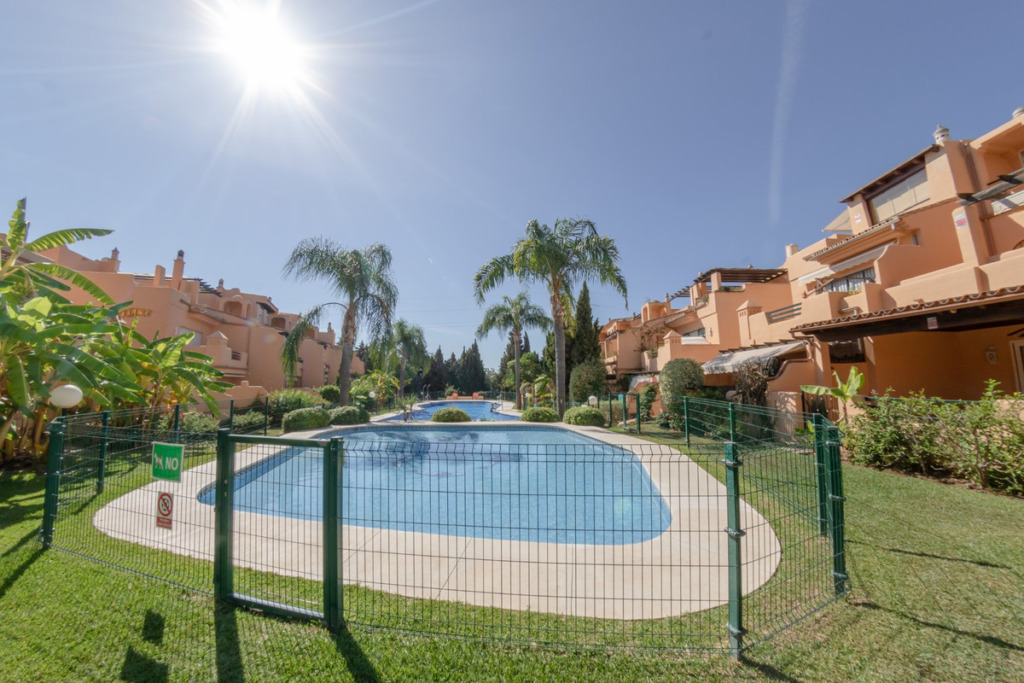 Townhouse — The Golden Mile