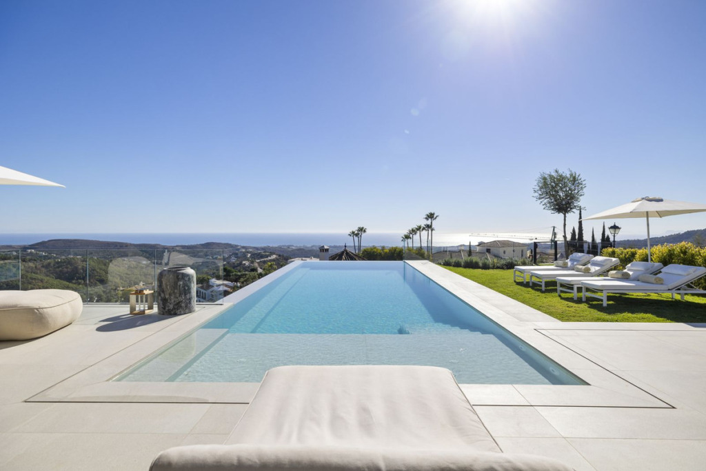 Detached Villa — Benahavís