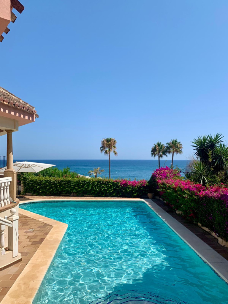 Detached Villa — Calahonda