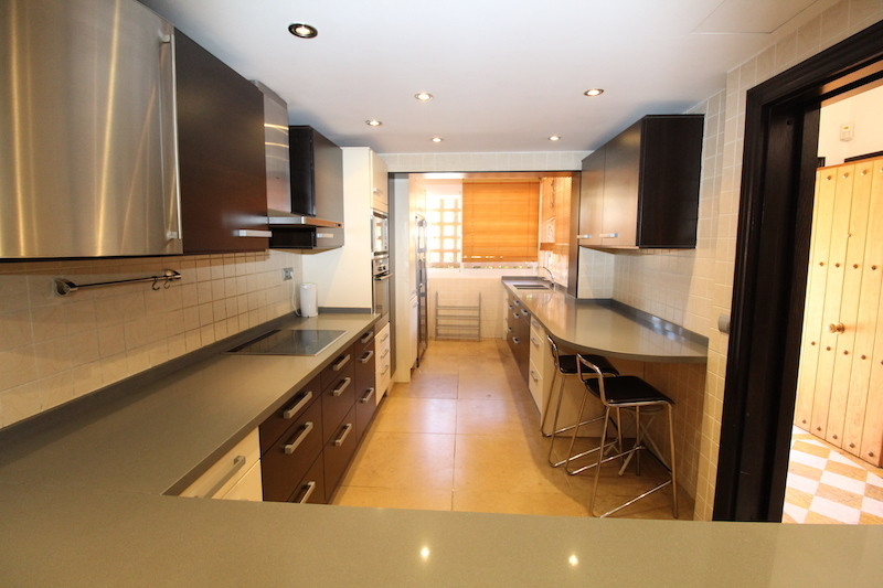 Semi-Detached House — The Golden Mile