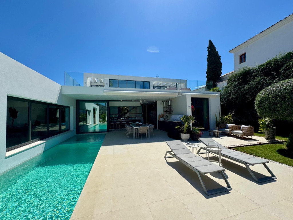 Detached Villa — Benahavís