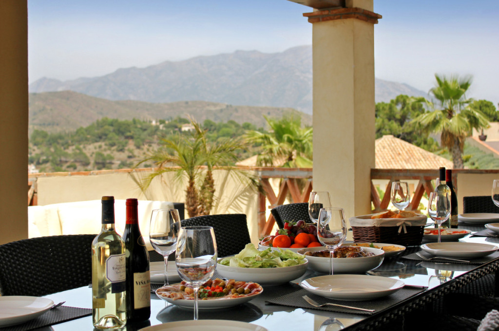 Detached Villa — El Madroñal