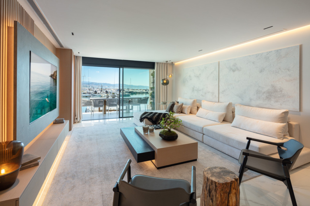 Apartamento Planta Media — Puerto Banús