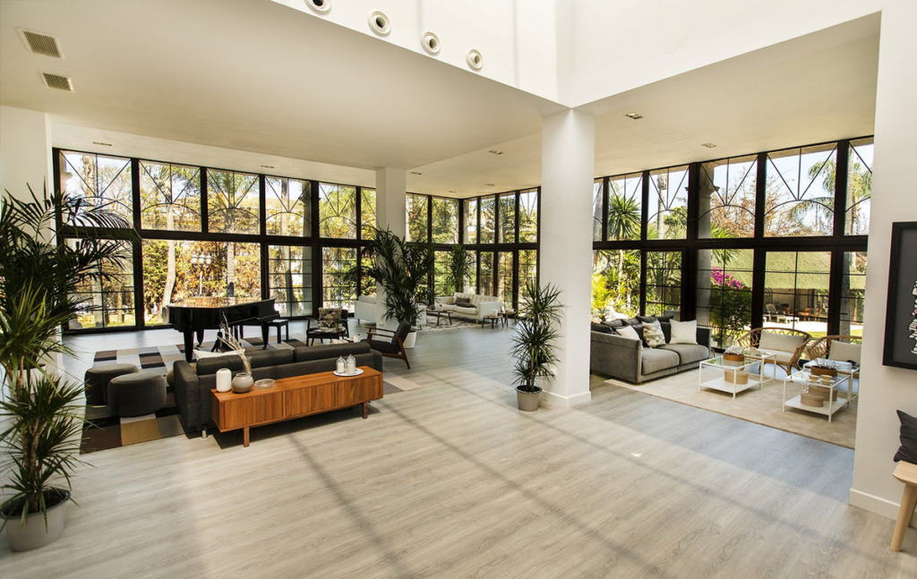 Villa – Chalet — Nueva Andalucía