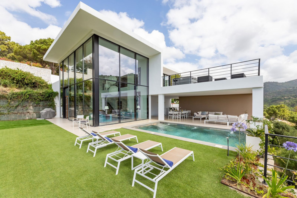 Villa – Chalet — Benahavís
