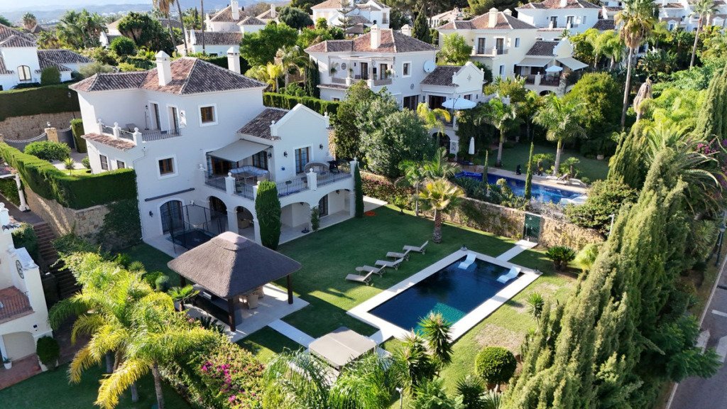 Villa – El Paraiso
