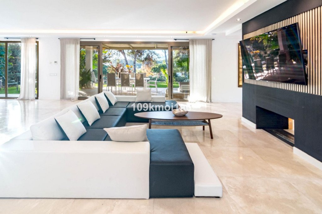 Villa – Chalet — Río Real
