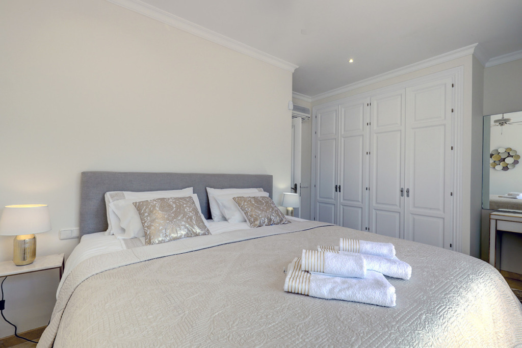 Detached Villa — Cabopino