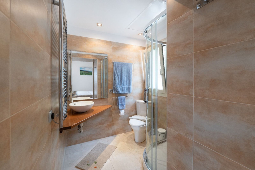 Villa – Chalet — The Golden Mile