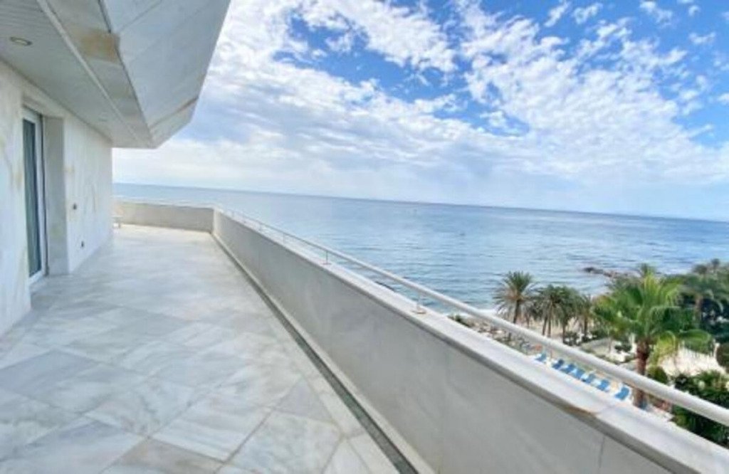 Apartamento Planta Media — Marbella