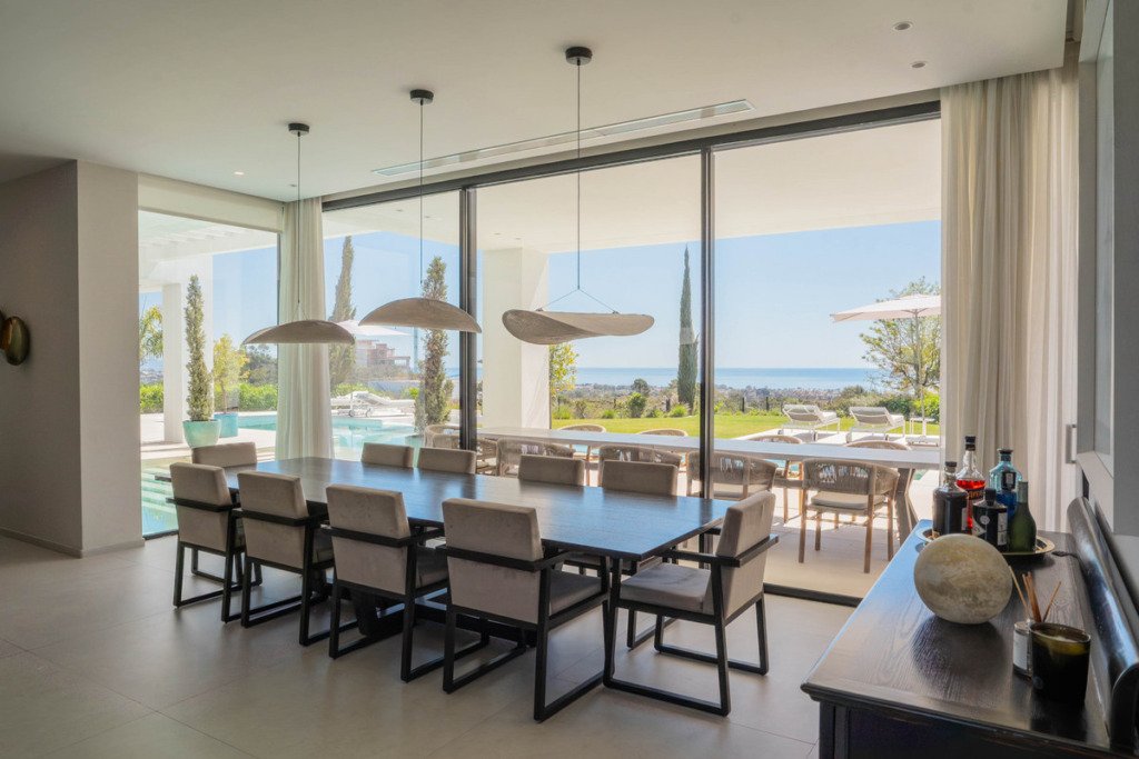 Detached Villa — Estepona