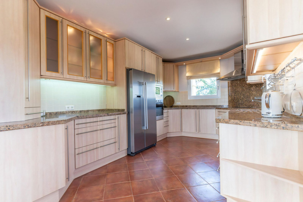 Detached Villa — Los Arqueros