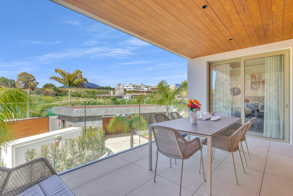 Apartamento Planta Media — Marbella
