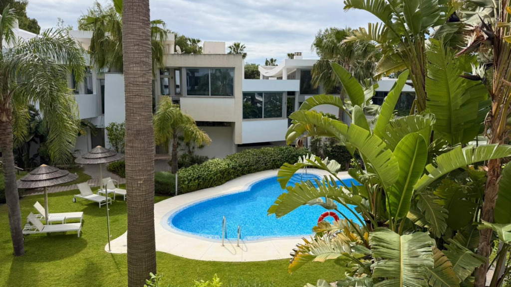 Semi-Detached House — The Golden Mile