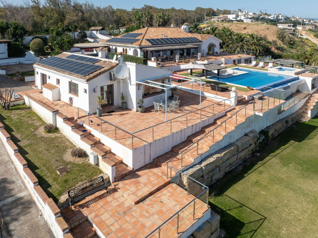 Detached Villa — Manilva