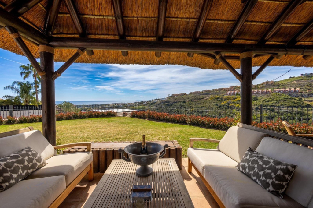 Villa – Chalet — Benahavís
