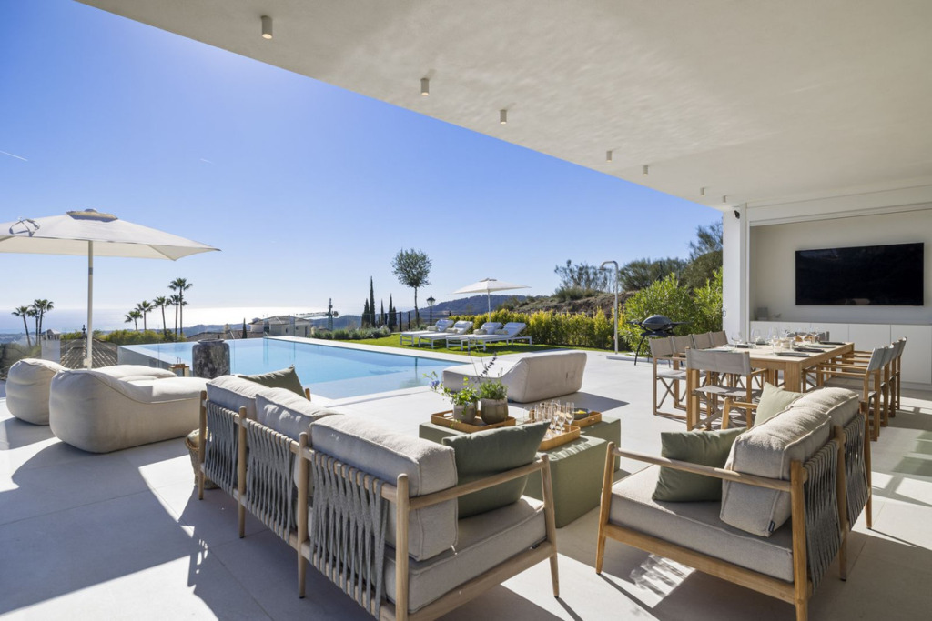 Villa – Chalet — Benahavís