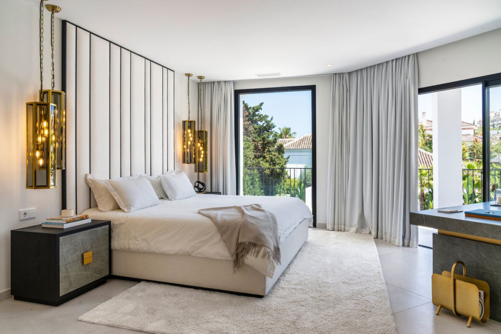 Villa – Chalet — Marbella