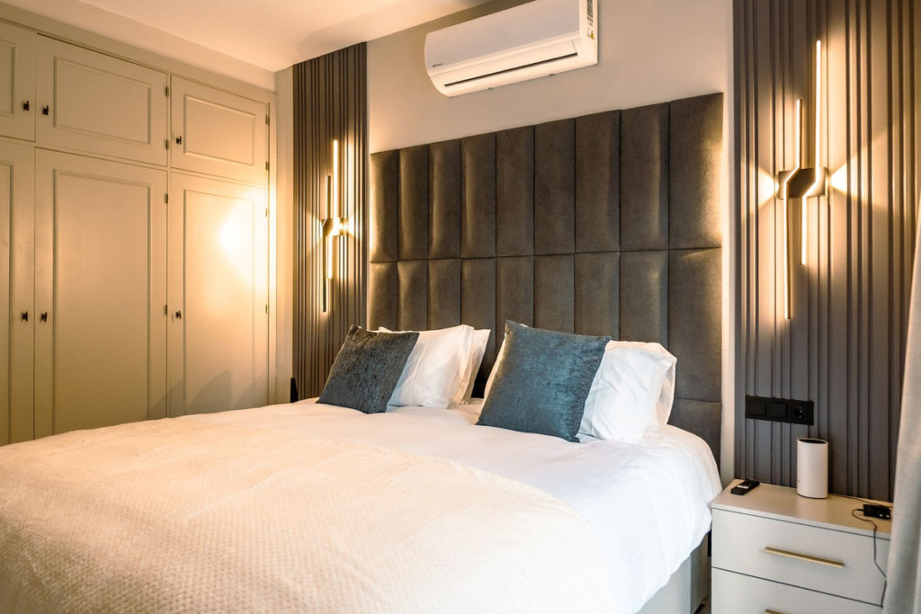 Villa – Chalet — El Paraiso