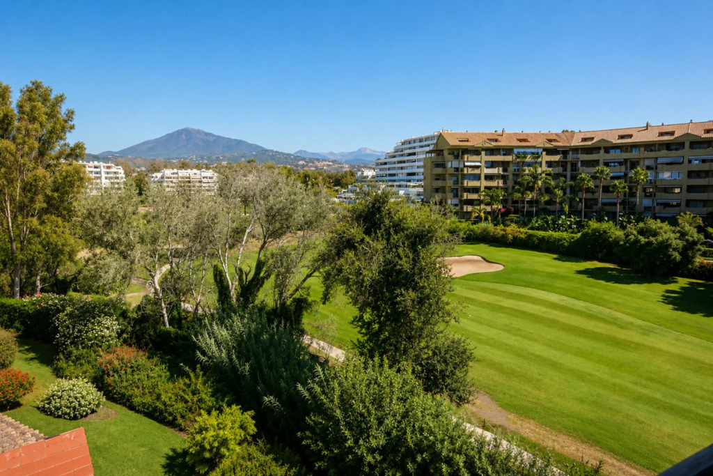 Ático Dúplex — Guadalmina Alta