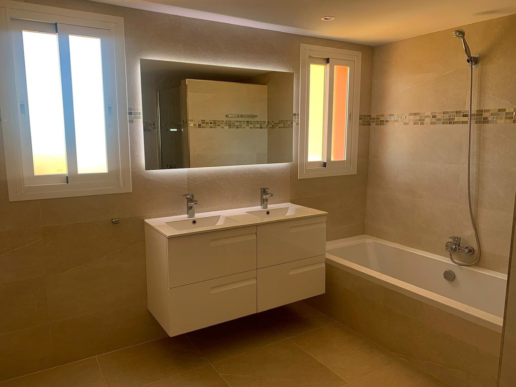Detached Villa — Calahonda