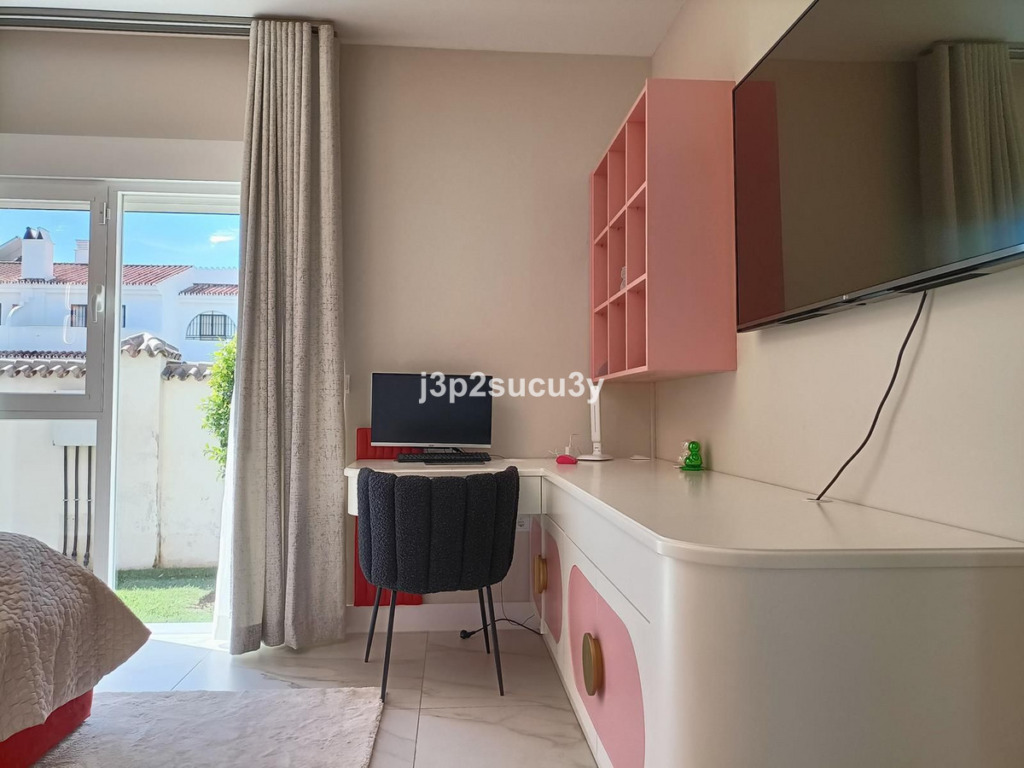 Detached Villa — Cortijo Blanco
