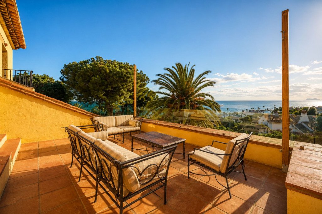 Вилла/Шале — Estepona